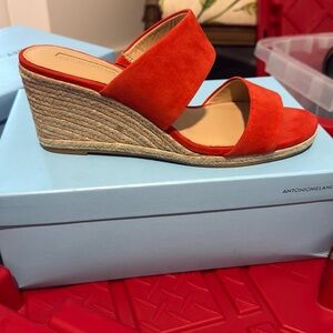 Antonio Melani Red Rush Vandera Wedge 10 NIB